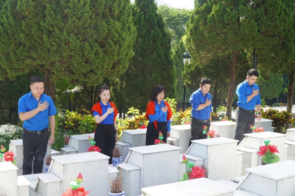 Đoàn Thanh niên Bộ Công Thương tổ chức Chương trình Thanh niên tình nguyện “Chung tay xóa nhà tạm, nhà dột nát trên phạm vi cả nước trong năm 2025”