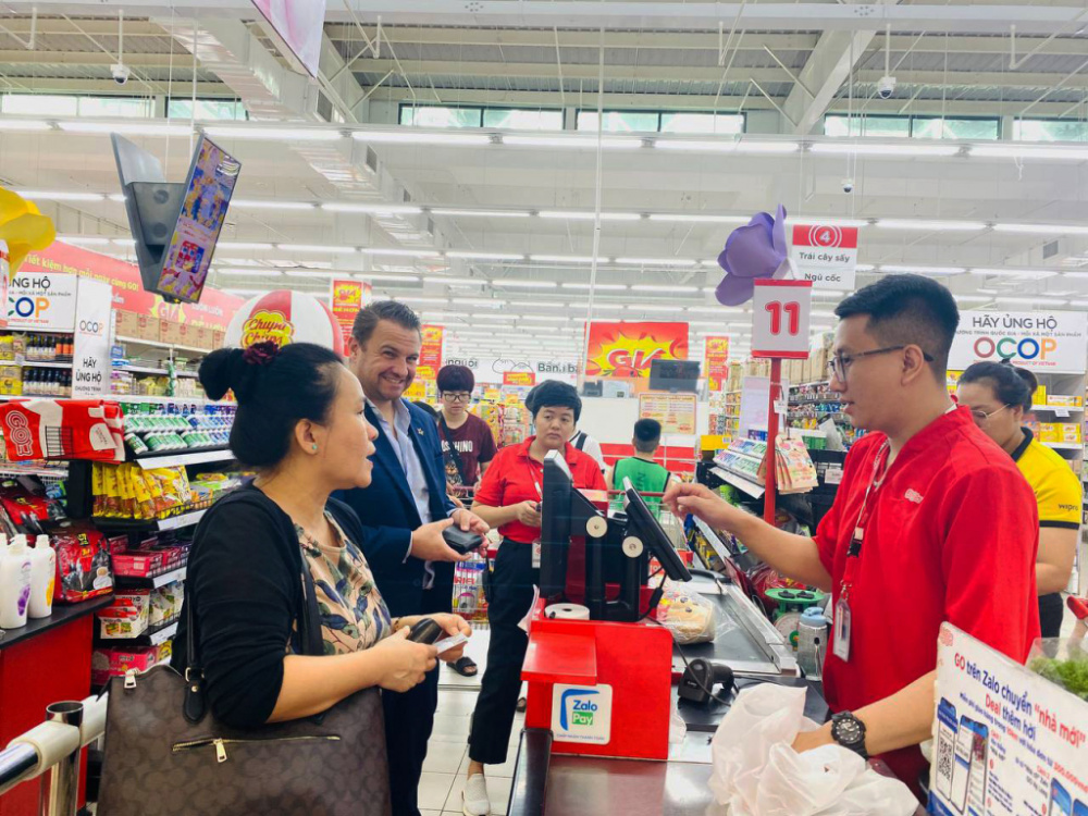 phát triển thị trường trong nước