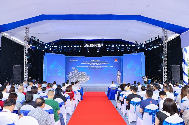 Toàn cảnh lễ khởi công khu nhà ở công nhân, nhà ở xã hội tại Khu công nghiệp Yên Mỹ II