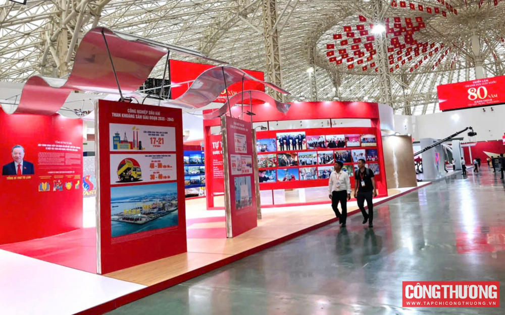 Gấp rút hoàn thiện gian triển lãm