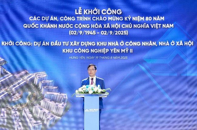 Ông Trần Kiên Cường, Giám đốc Công ty CP Phát triển đô thị Hòa Phát Yên Mỹ phát biểu tại sự kiện 