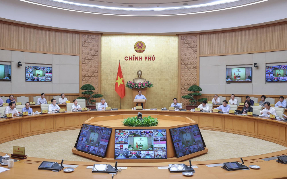 Thủ tướng Phạm Minh Chính chủ trì phiên họp Chính phủ thường kỳ tháng 7 trực tuyến với các tỉnh, thành phố trực thuộc Trung ương - Ảnh: VGP