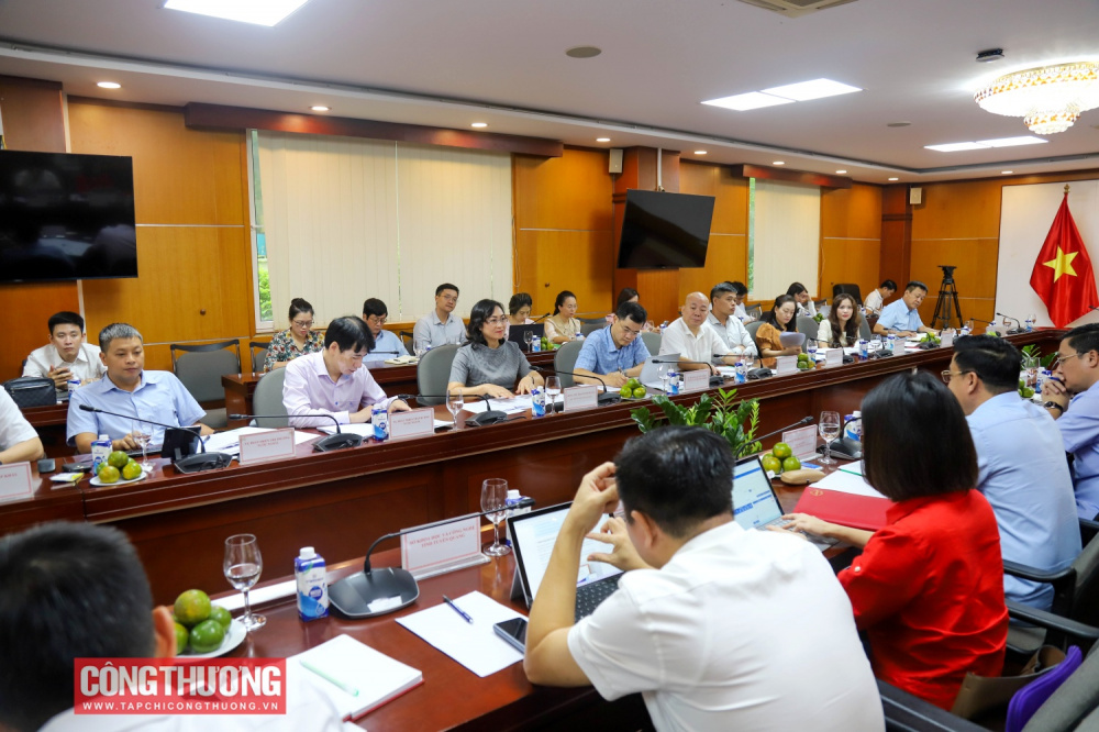 thương mại biên giới