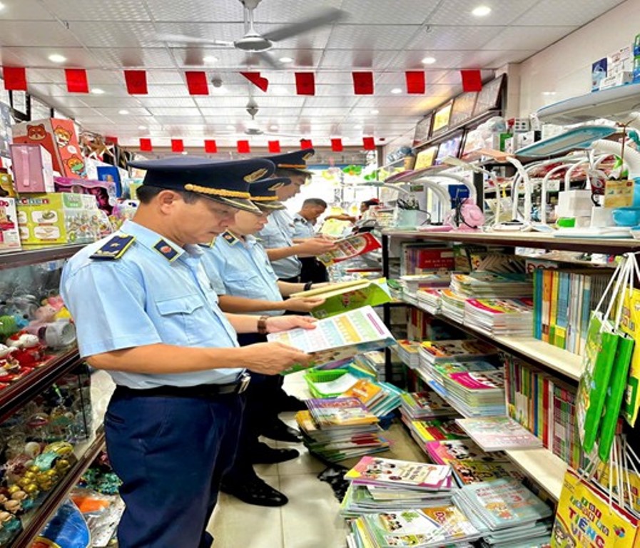 Quản lý thị trường