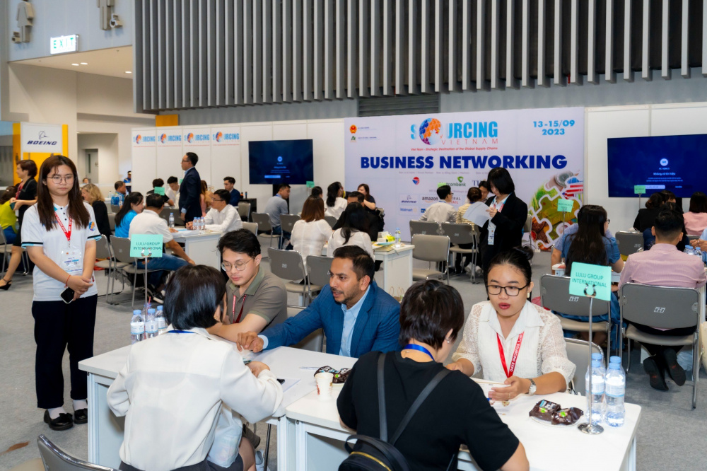 Bất chấp biến động, doanh nghiệp Hoa Kỳ vẫn chọn Việt Nam là điểm đến chiến lược