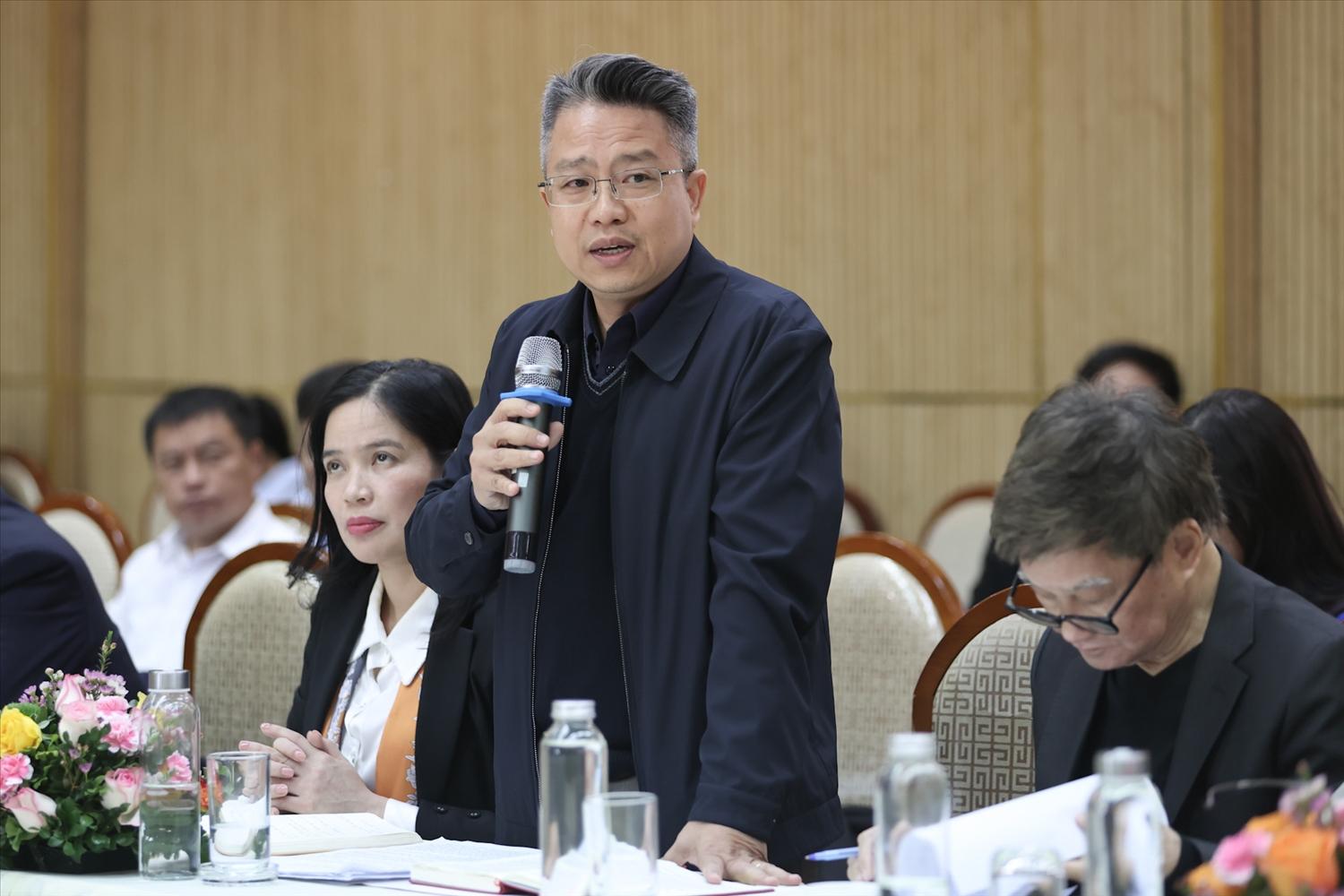 Phó Giám đốc Sở Dân tộc và Tôn giáo TP Hà Nội Phan Vũ phát biểu tại hội nghị