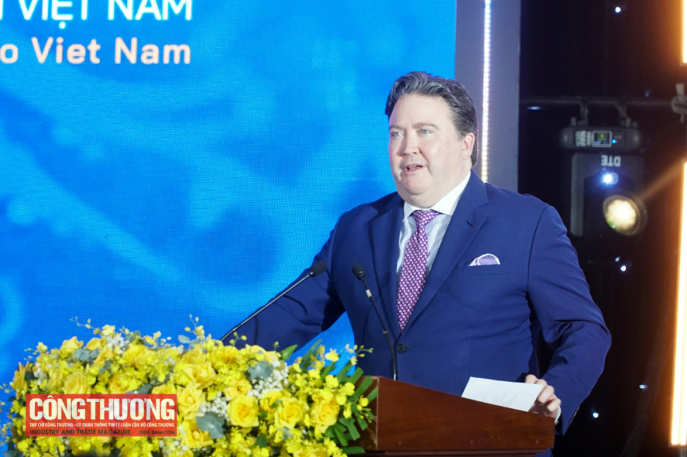 Đại sứ Hoa Kỳ tại Việt Nam Marc E. Knapper