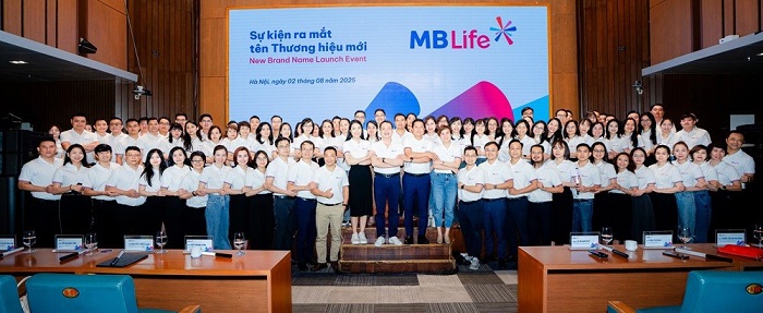 Tập thể cán bộ, nhân viên MB Life quyết tâm xây dựng thương hiệu trong giai đoạn mới. 