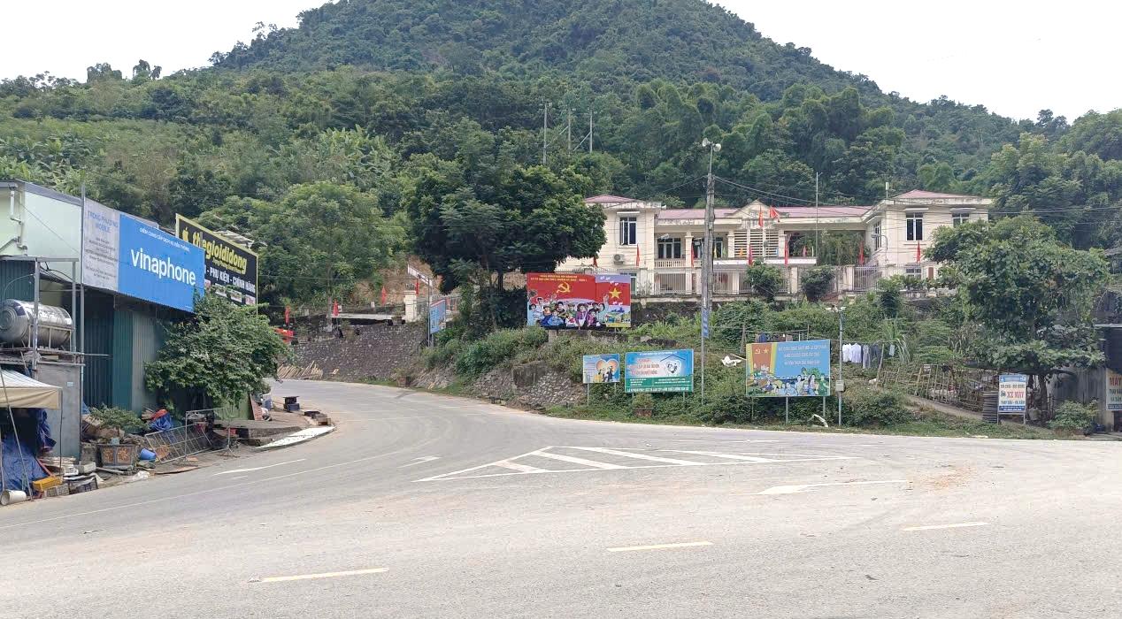 An ninh trật tự Pù Nhi được tăng cường nhờ sự chung tay của cả cộng đồng An ninh trật tự Pù Nhi được tăng cường nhờ sự chung tay của cả cộng đồng