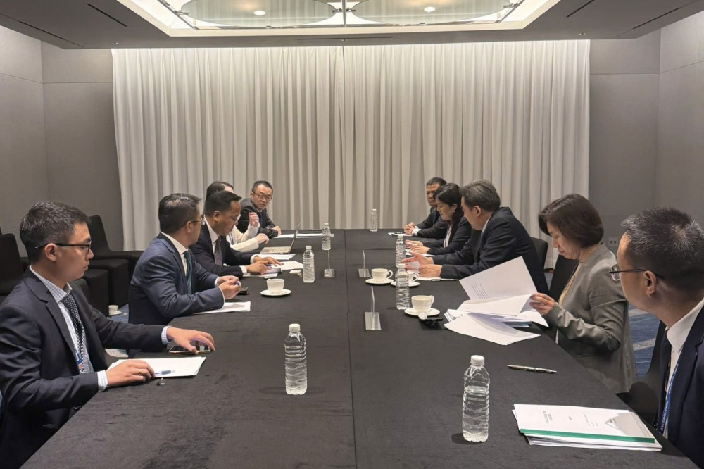 Thứ trưởng Nguyễn Hoàng Long