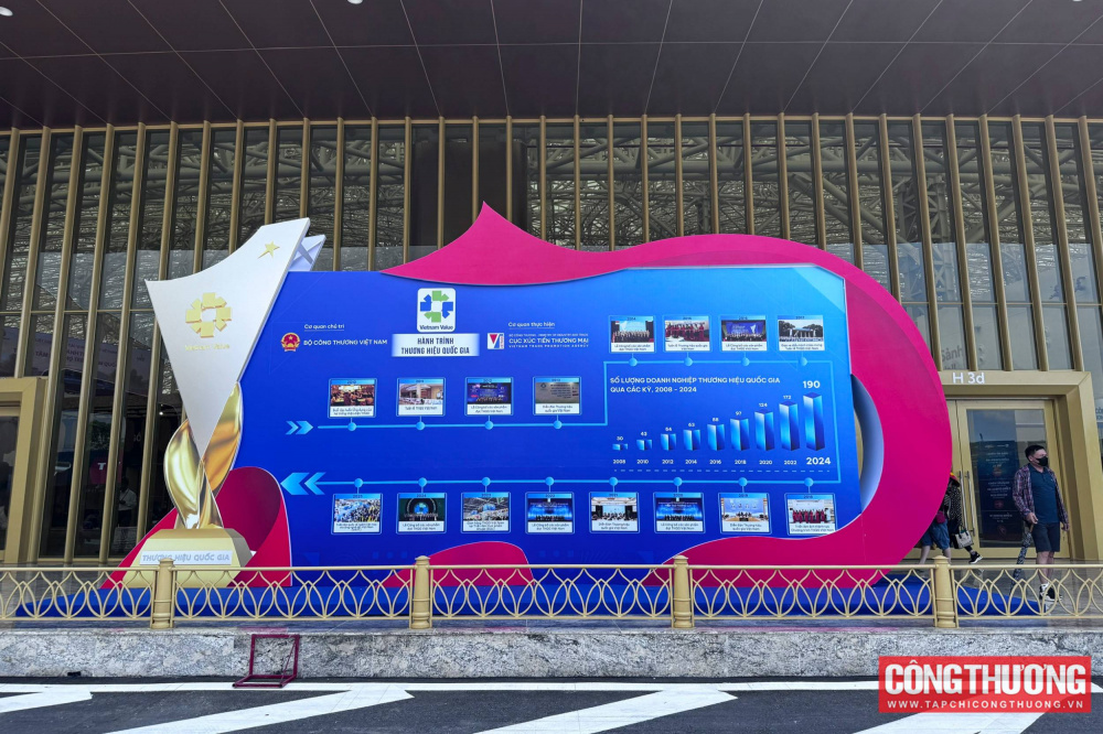 Tăng tốc hoàn thành trước 24h ngày 25/8/2025, sẵn sàng cho tổng duyệt Triển lãm các thành tựu kinh tế - xã hội toàn quốc