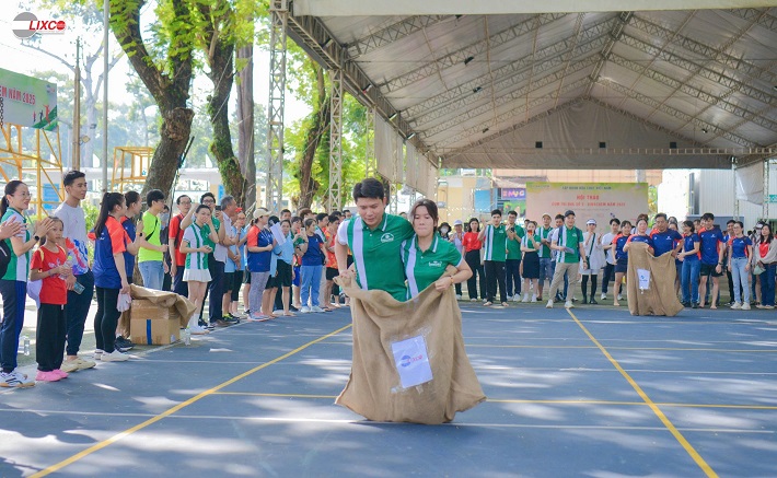 Các vận động viên tại hội thao 1
