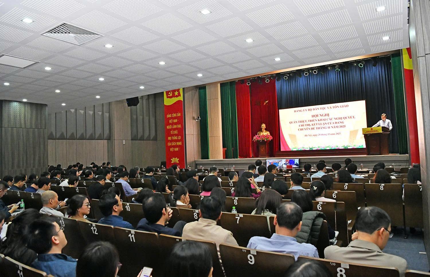 Quang cảnh Hội nghị