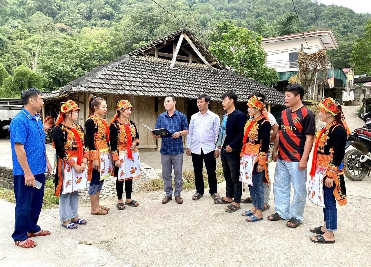 Tăng cường các hoạt động TGPL mang ý nghĩa chiến lược trong việc củng cố khối đại đoàn kết dân tộc và ổn định xã hội. (Ảnh minh họa) Tăng cường các hoạt động TGPL mang ý nghĩa chiến lược trong việc củng cố khối đại đoàn kết dân tộc và ổn định xã hội. (Ảnh minh họa)