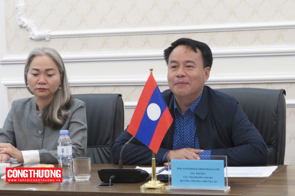 cục trưởng Lào