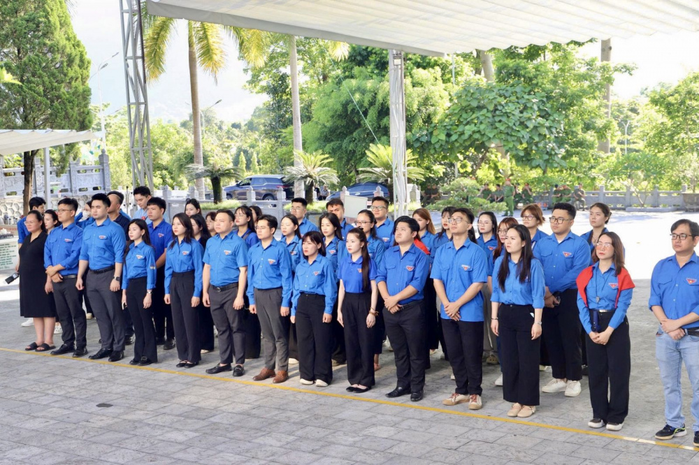 Đoàn Thanh niên Bộ Công Thương tổ chức Chương trình Thanh niên tình nguyện “Chung tay xóa nhà tạm, nhà dột nát trên phạm vi cả nước trong năm 2025”
