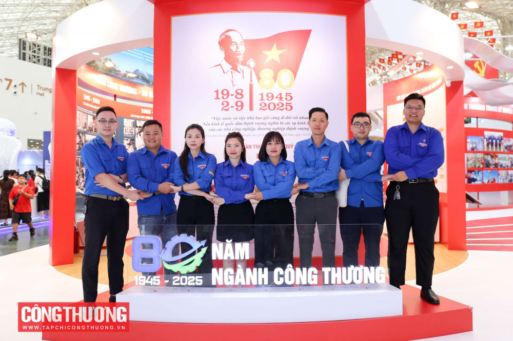 Triển lãm thành tựu Ngành Công Thương: Tiếp lửa để thế hệ trẻ vững bước tiến vào kỷ nguyên mới