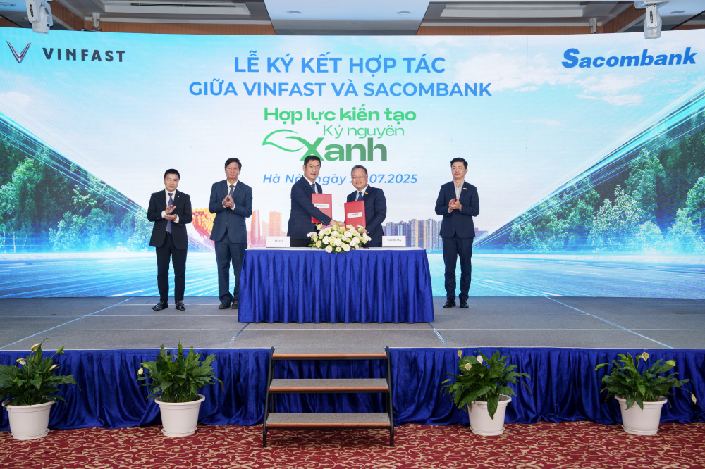 Ngân hàng Sacombank và Vinfast hợp tác