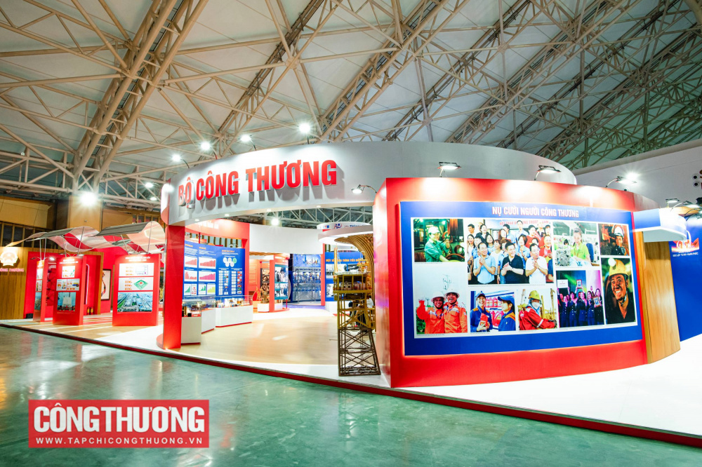 Triển lãm 80 năm Ngành Công Thương lớn mạnh cùng đất nước