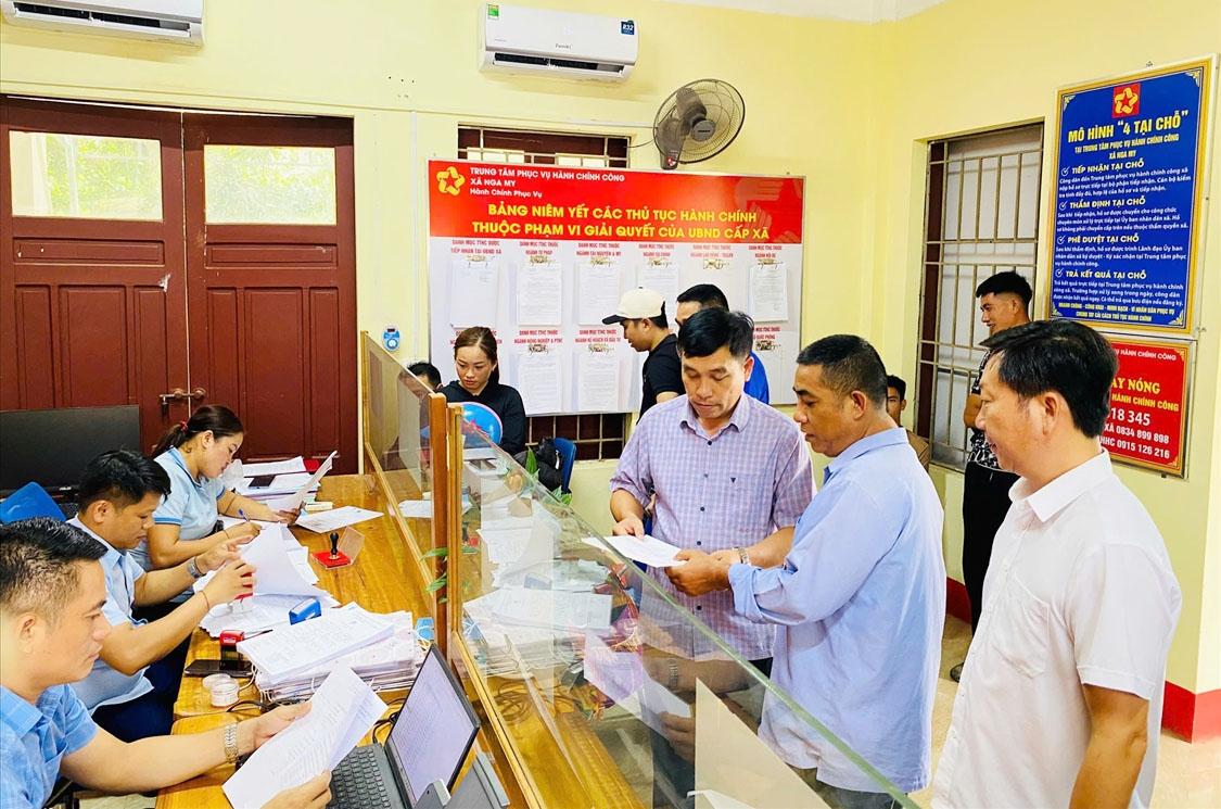 Hiện ở xã miền núi Nga My (Nghệ An) đang thiếu 17 biên chế. (Ảnh: Phạm Tiến) Hiện ở xã miền núi Nga My (Nghệ An) đang thiếu 17 biên chế. (Ảnh: Phạm Tiến)