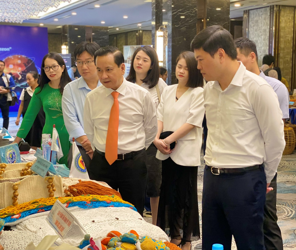 Cụm công nghiệp