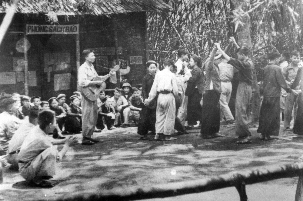 văn hóa kháng chiến