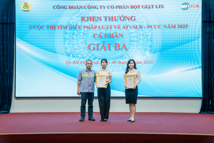 tháng công nhân 2