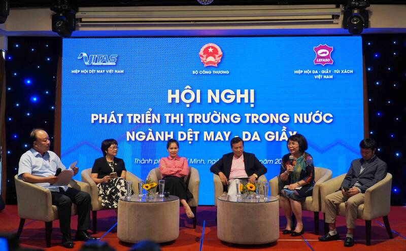 Phát triển thị trường trong nước ngành Dệt may - Da giày