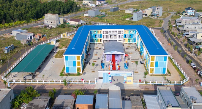 Trường Tiểu học Bình Đông xây dựng đạt chuẩn quốc gia, đáp ứng nhu cầu học tập và rèn luyện của 1.300 học sinh trên địa bàn 