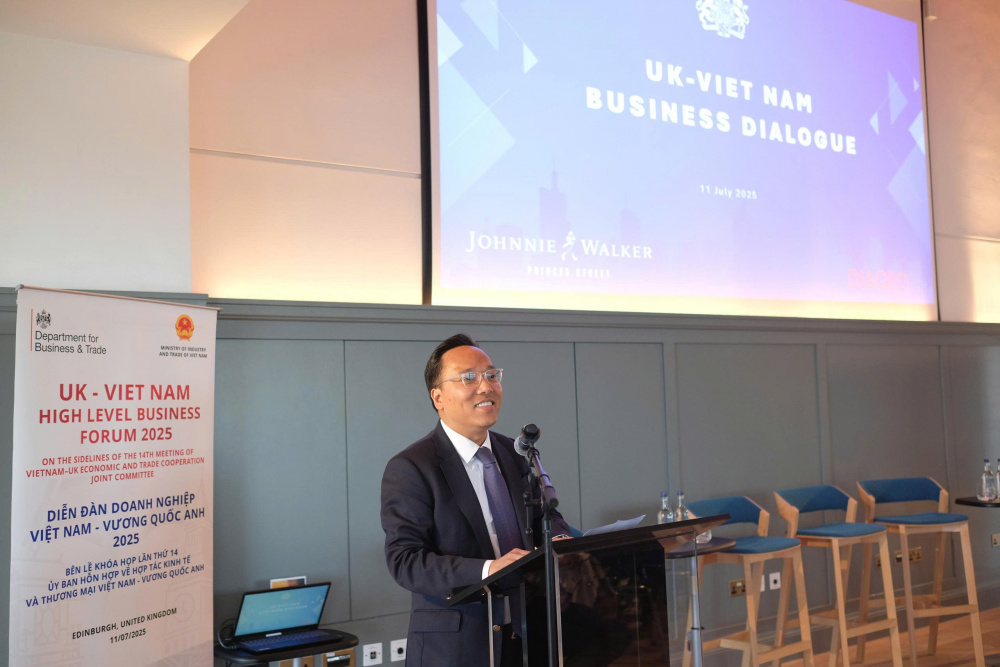 Nhiều dư địa hợp tác giữa Việt Nam - Vương quốc AnhThứ trưởng Bộ Công Thương Nguyễn Hoàng Long dự và có bài phát biểu tại Diễn đàn Doanh nghiệp Việt Nam - Vương quốc Anh 2025