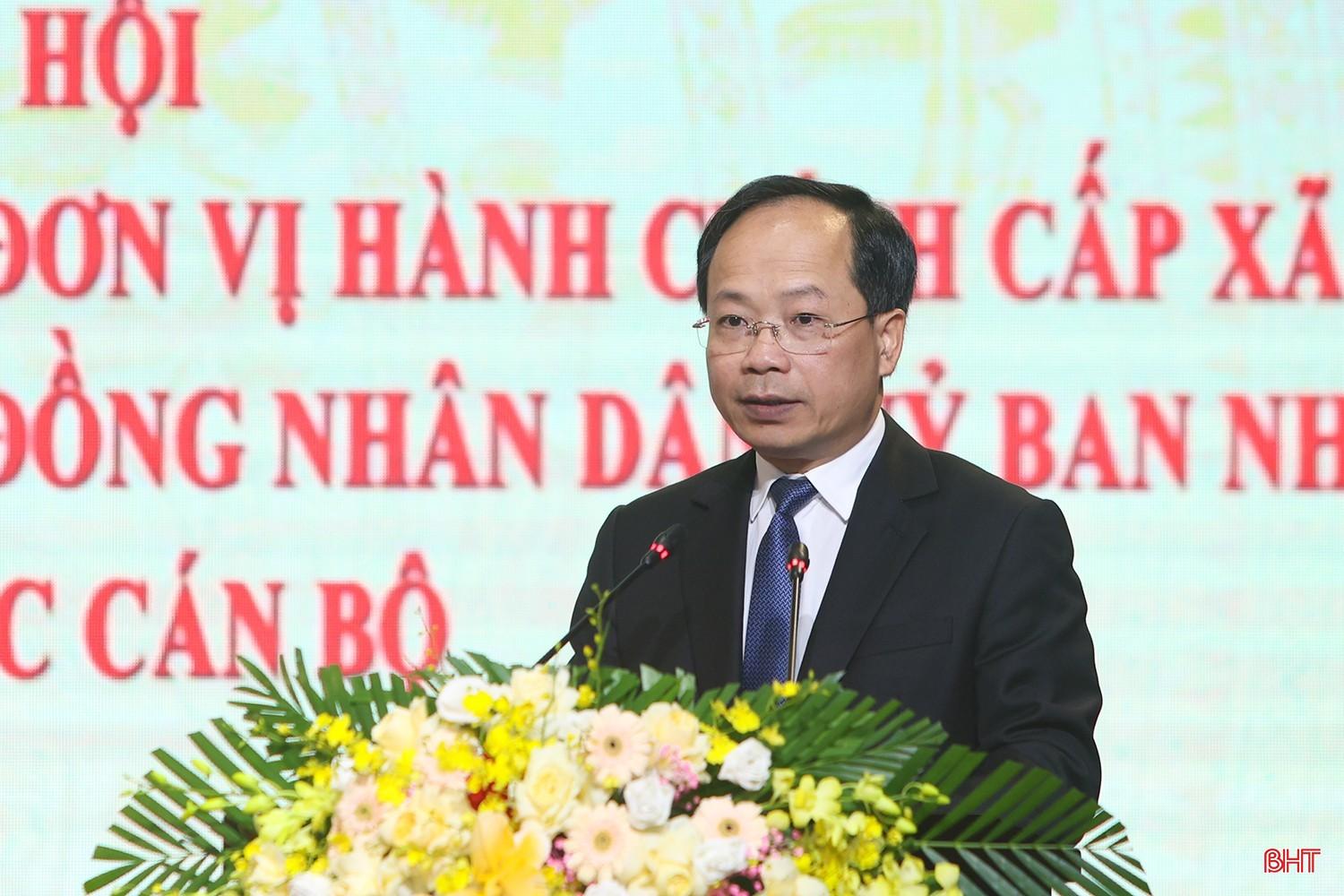 Bí thư Tỉnh ủy Nguyễn Duy Lâm phát biểu giao nhiệm vụ. bt.jpg