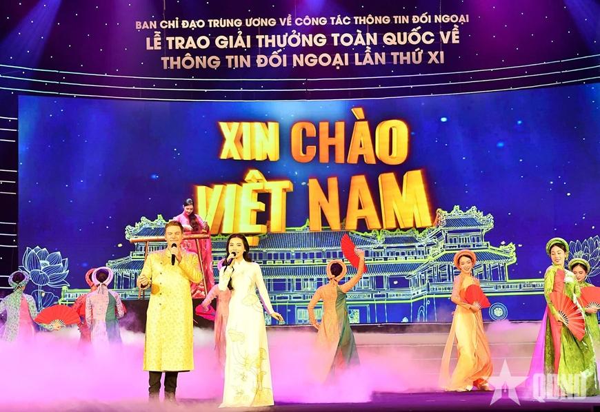 Thủ tướng Phạm Minh Chính dự Lễ trao Giải thưởng toàn quốc về thông tin đối ngoại lần thứ XI