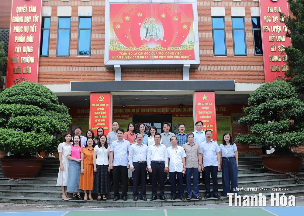 Bí thư Tỉnh ủy Nguyễn Doãn Anh thăm và làm việc với Trường Chính trị tỉnh Thanh Hóa