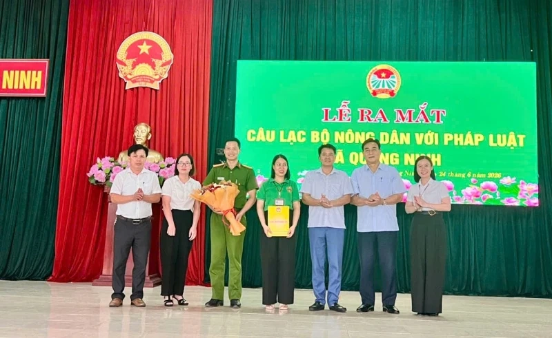 Ra mắt Câu lạc bộ “Nông dân với pháp luật” xã Quảng Ninh