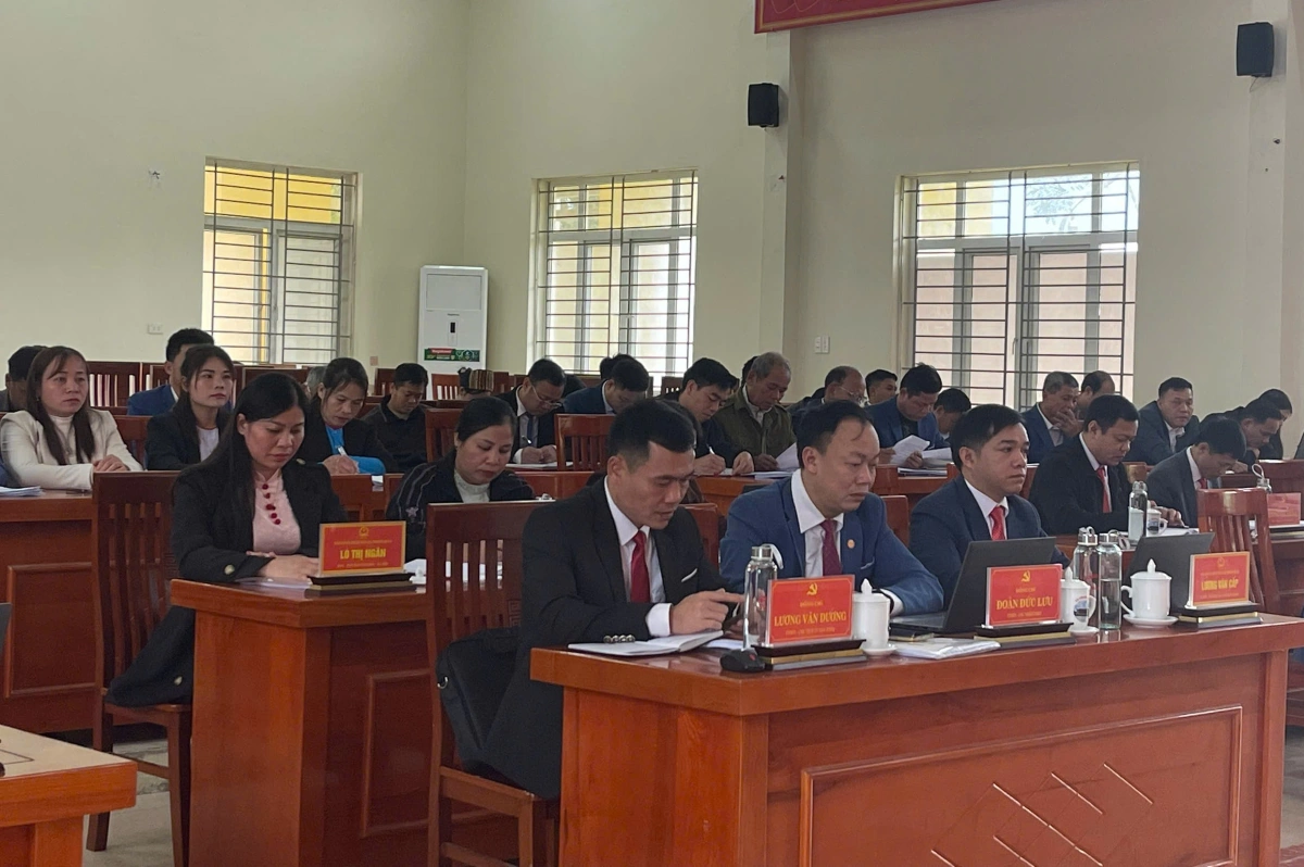 Thanh Qu&acirc;n phấn đấu sớm tho&aacute;t khỏi diện x&atilde; đặc biệt kh&oacute; khăn