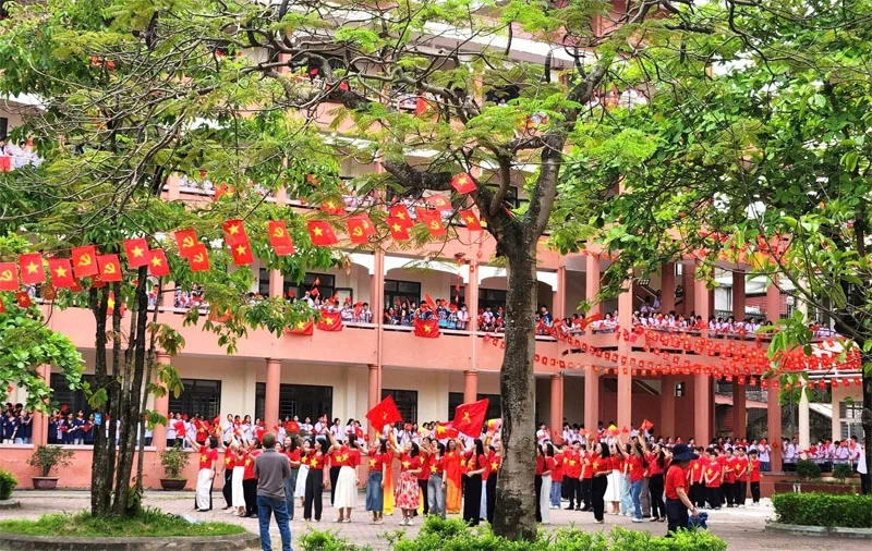 Bồi đắp niềm tin, nh&acirc;n l&ecirc;n niềm tự h&agrave;o