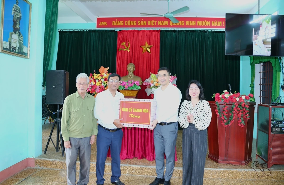 Linh hoạt, sáng tạo trong tổ chức sinh hoạt chi bộ