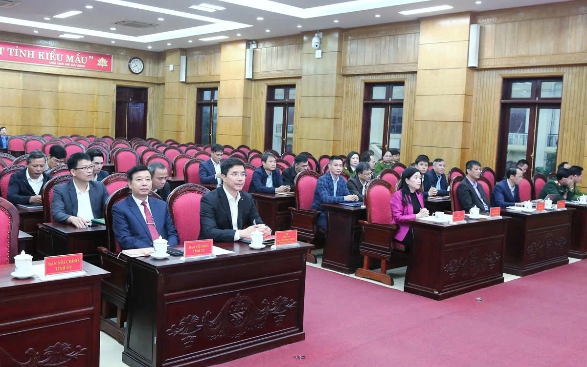 Triển khai đồng bộ, bảo đảm tiến độ, chất lượng c&aacute;c nền tảng số từ Trung ương đến cơ sở