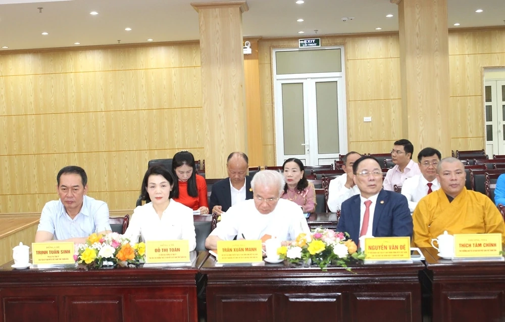 Gặp mặt 22 đại biểu dự Đại hội đại biểu toàn quốc MTTQ Việt Nam lần thứ XI