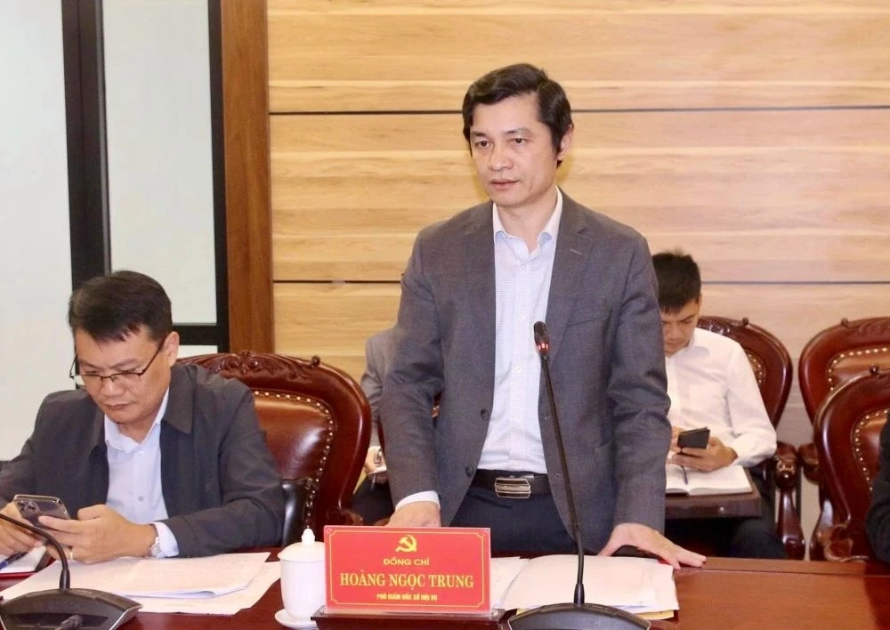 Ph&oacute; Chủ tịch HĐND tỉnh Nguyễn Quang Hải gi&aacute;m s&aacute;t c&ocirc;ng t&aacute;c bầu cử đại biểu Quốc hội v&agrave; HĐND c&aacute;c cấp