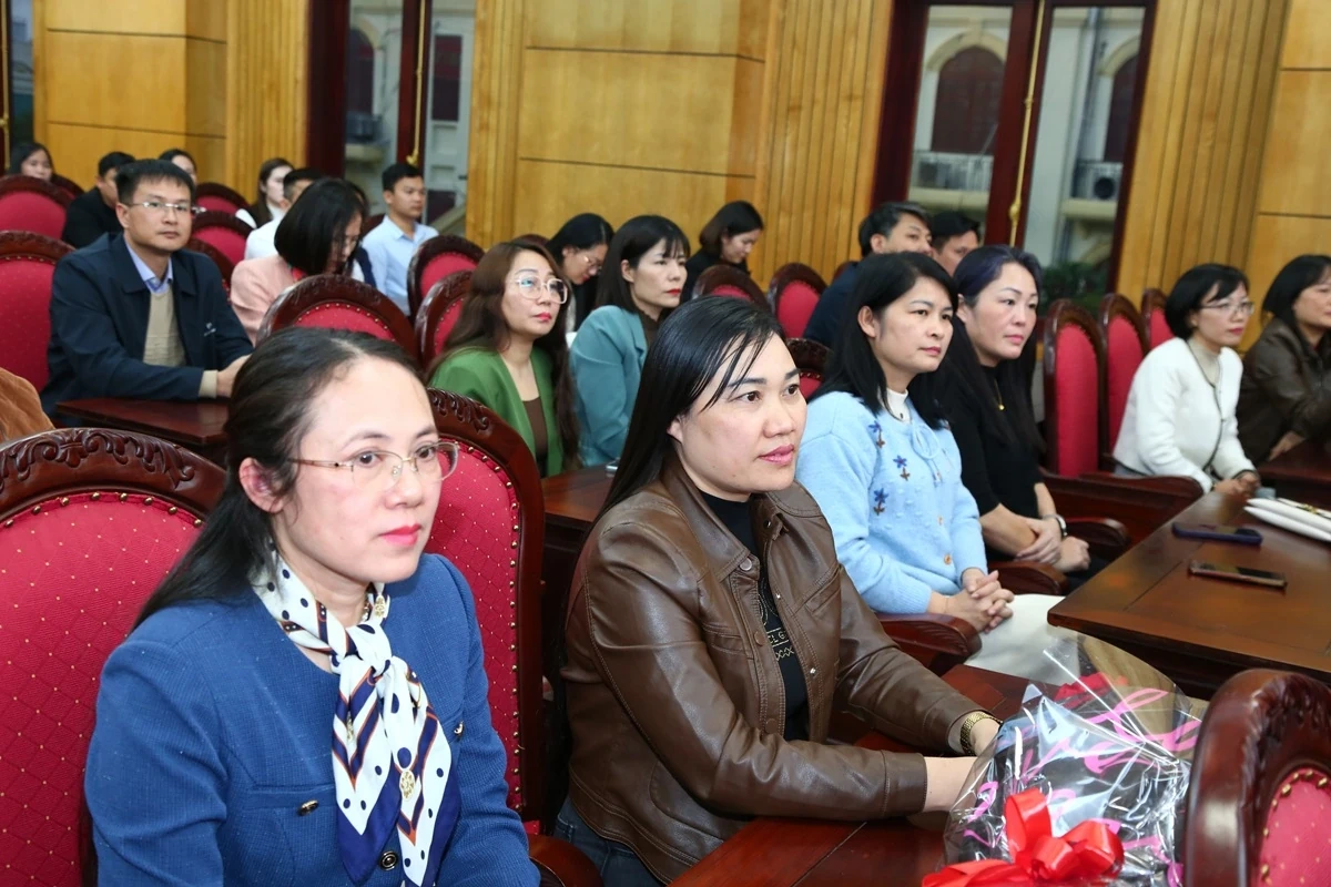 20 th&iacute; sinh xuất sắc đoạt giải cuộc thi t&igrave;m hiểu nghị quyết Đại hội Đảng bộ c&aacute;c cấp