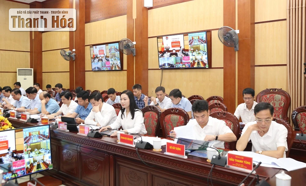 Tập trung tháo gỡ khó khăn, vướng mắc, đẩy mạnh giải ngân vốn đầu tư công năm 2025