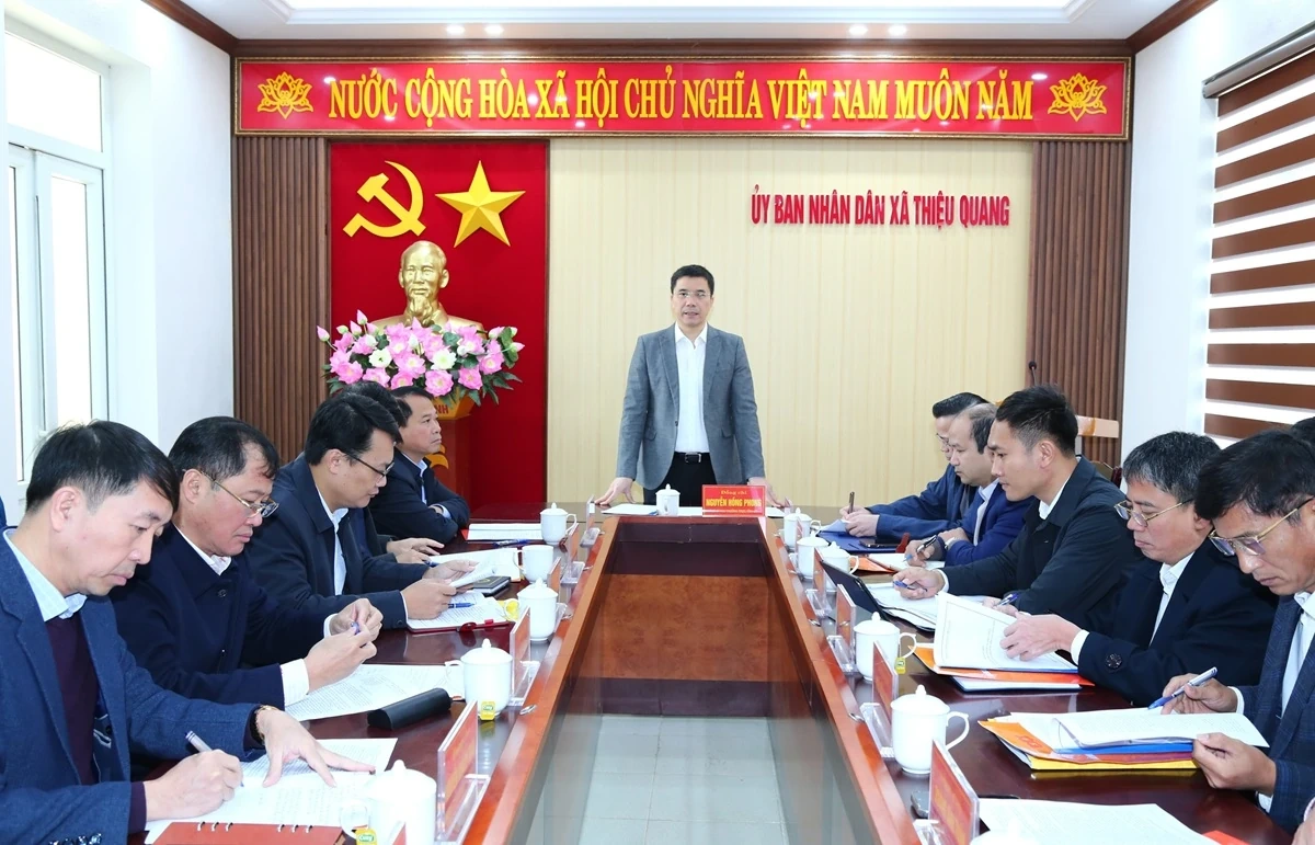 Phó Bí thư Thường trực Tỉnh ủy Nguyễn Hồng Phong thăm, làm việc tại xã Thiệu Quang