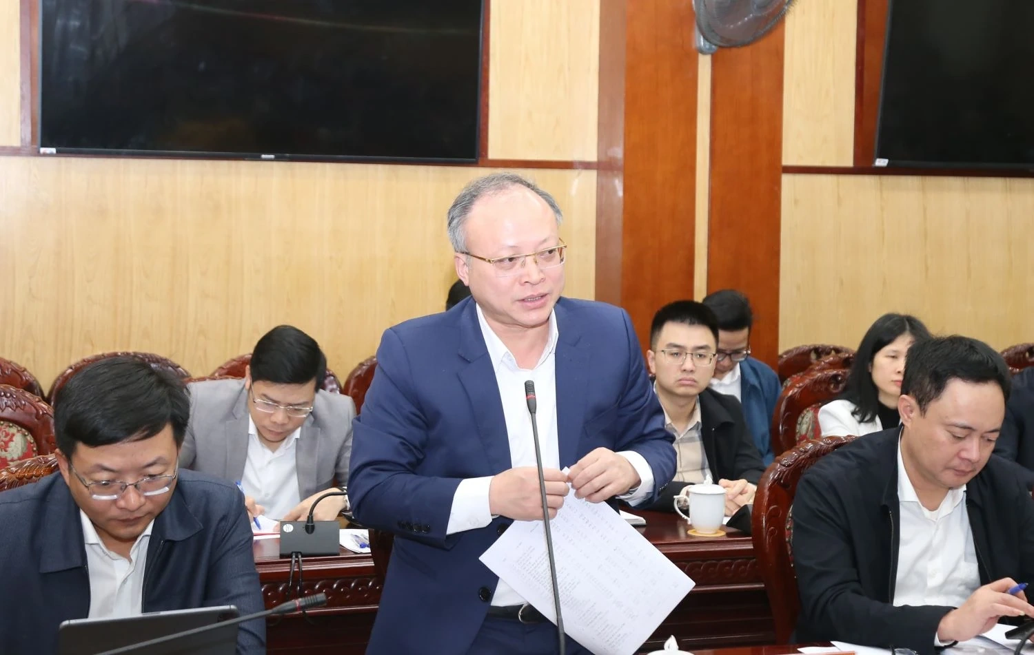 Tập trung cụ thể h&oacute;a c&aacute;c mục ti&ecirc;u, nhiệm vụ, giải ph&aacute;p ph&aacute;t triển kinh tế - x&atilde; hội năm 2026