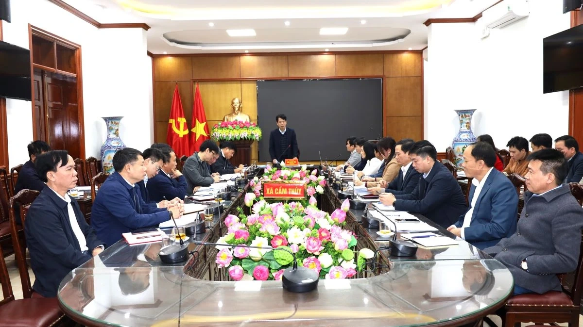 Trưởng ban Tuy&ecirc;n gi&aacute;o v&agrave; D&acirc;n vận Tỉnh ủy gi&aacute;m s&aacute;t việc l&atilde;nh đạo, chỉ đạo, tổ chức thực hiện c&ocirc;ng t&aacute;c bầu cử tại 5 x&atilde;