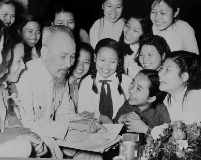 Kỷ niệm về những ngày sinh nhật của Bác Hồ