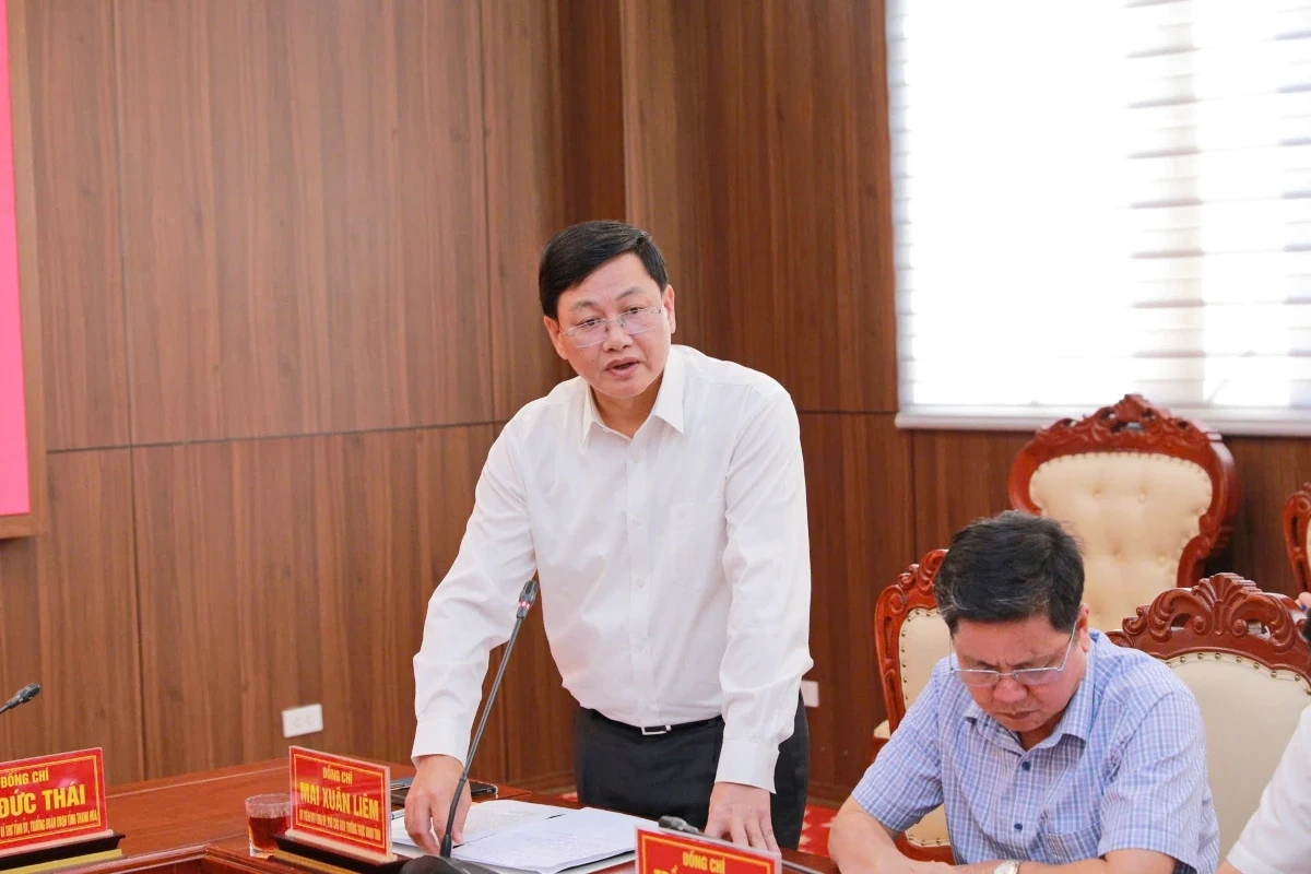 Bí thư Tỉnh ủy Lê Đức Thái: Lực lượng vũ trang tỉnh chủ động nắm chắc tình hình từ sớm, từ xa, giữ vững ổn định địa bàn