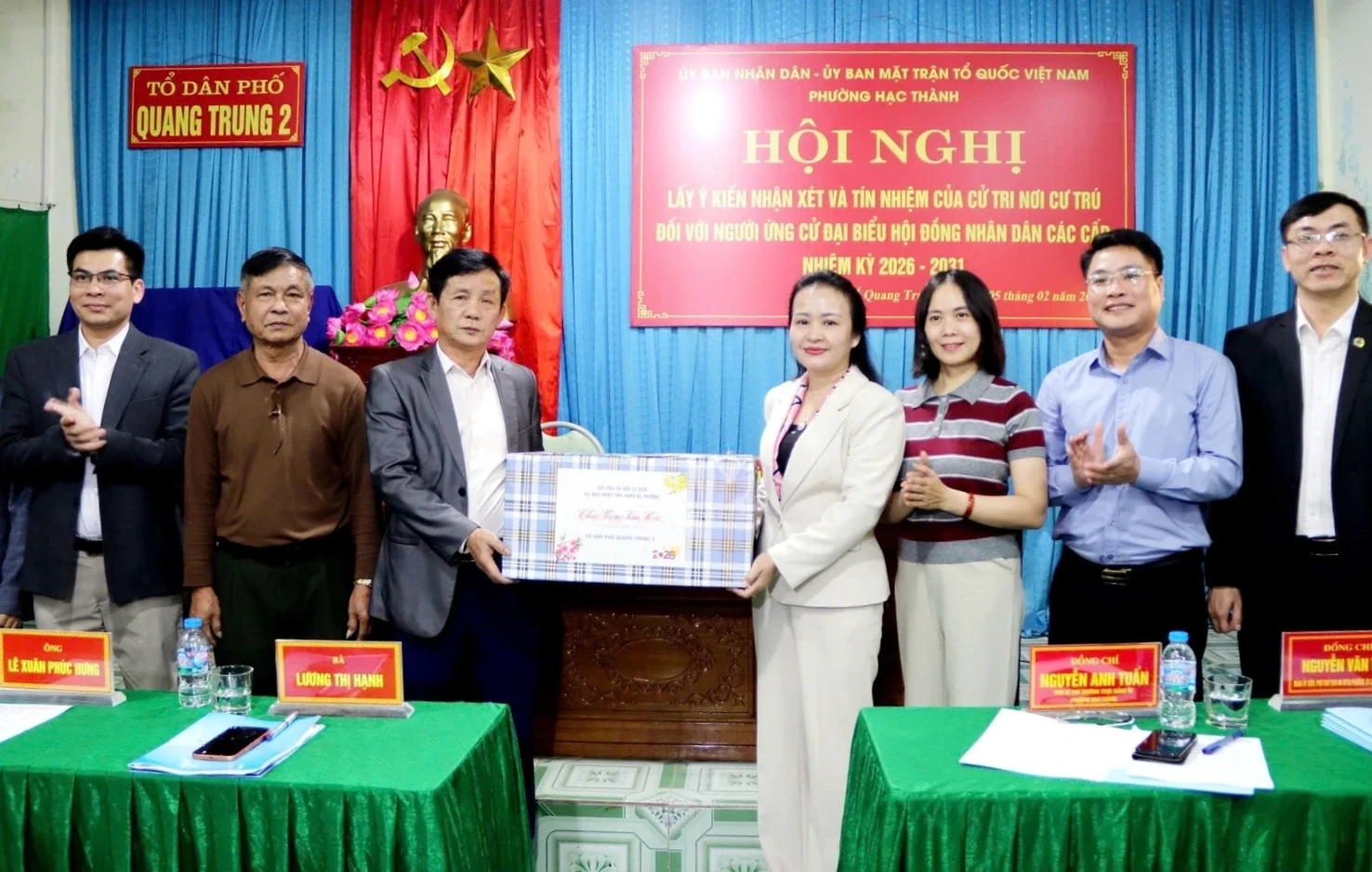 Cử tri Tổ d&acirc;n phố Quang Trung 2, phường Hạc Th&agrave;nh thống nhất giới thiệu 6 người ứng cử đại biểu HĐND c&aacute;c cấp