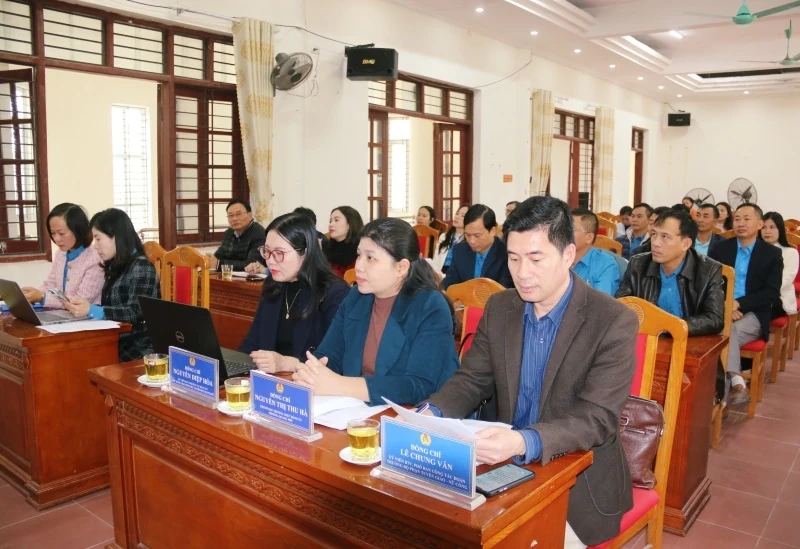 C&ocirc;ng đo&agrave;n phường Quảng Ph&uacute; quan t&acirc;m, chăm lo đời sống đo&agrave;n vi&ecirc;n, người lao động