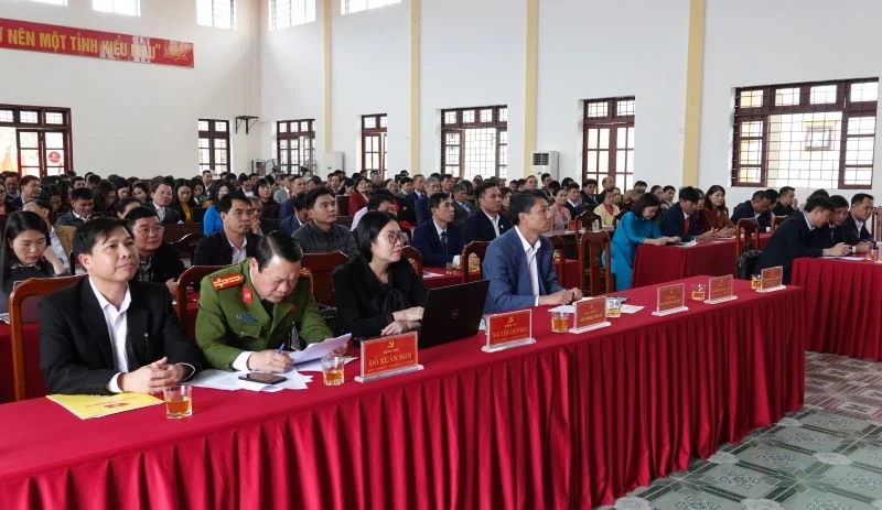 Phường Quảng Ph&uacute; tổng kết c&ocirc;ng t&aacute;c x&acirc;y dựng Đảng v&agrave; c&ocirc;ng t&aacute;c kiểm tra, gi&aacute;m s&aacute;t năm 2025